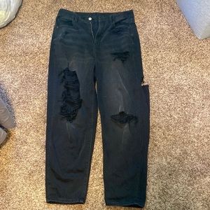 American Eagle Relaxed Mom Jeans